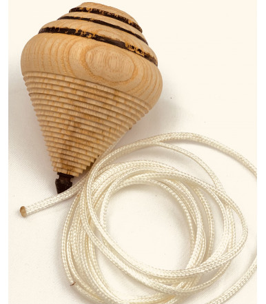 Spinning top in beech wood 70 with cord