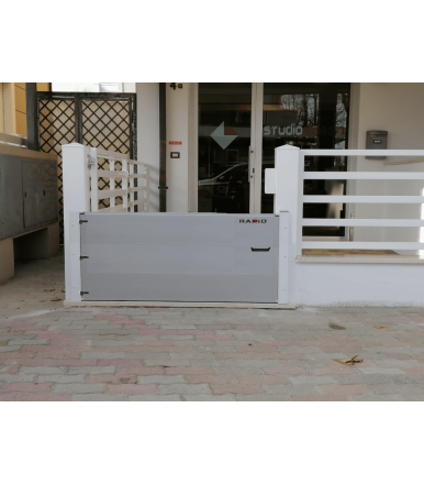 Anti-flooding gate with single swing opening